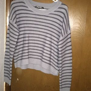 Vintage crop sweater